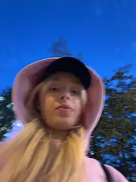 Czat XXX na żywo – PollyDolly
