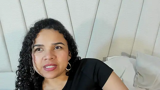 Miaa_Star1 Chat XXX live