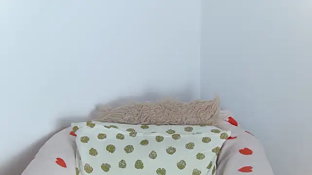 RebeFucksonn's Live XXX Chat