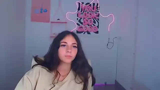 KissMeJulia Adlı Modelin Canlı XXX Sohbeti