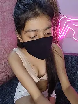 Prihu143 élő XXX-chatje