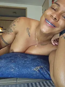 KarinRoss' Live XXX Chat