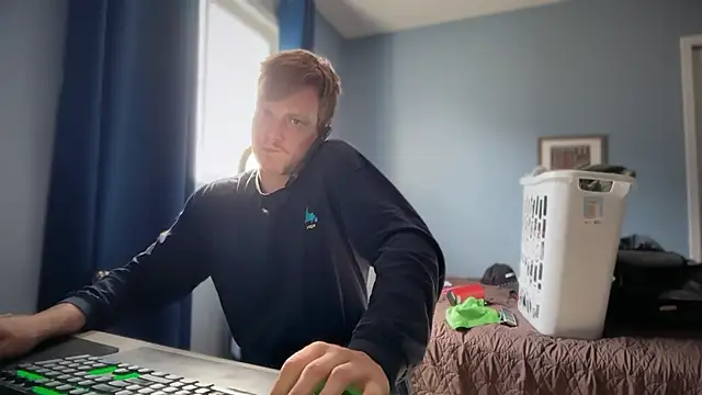 lustylyndonn Webbikameraesitys