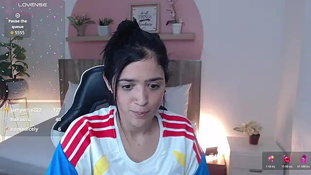lucia_henao_ Live XXX-Chat