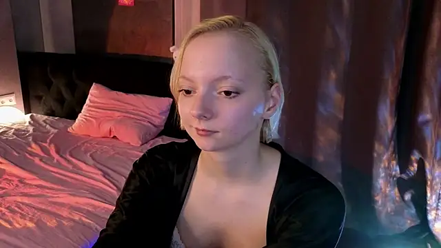 sweet_lynx live XXX chat