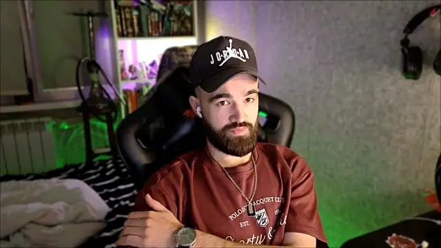 XXX chat uživo modela _Serious_Man
