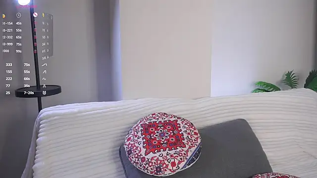 GussieGoold's Live XXX Chat