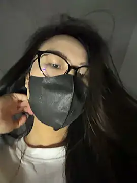Chat XXX Live ZzyzyZ-009