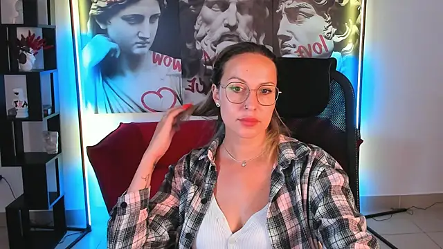 Charlotte_Hudson Chat XXX live