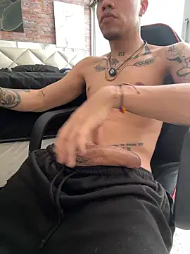 Chat XXX en directo de AlphaMasterXxx