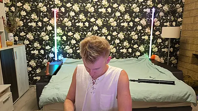 Vuitton – Naživo XXX chat