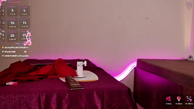 Hot_royalgirl Chat XXX in diretta