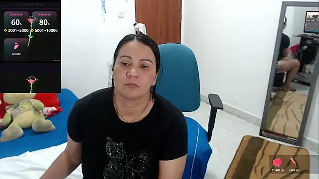 Chat +18 de LAURA_Foxht ao vivo