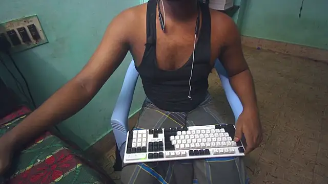 Tamil_KDDn Live XXX chat
