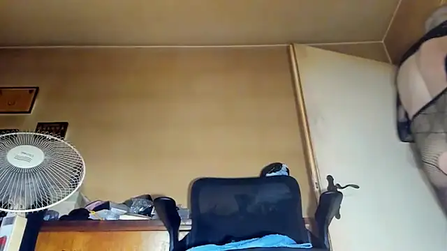Chat +18 de kinkyman47 ao vivo
