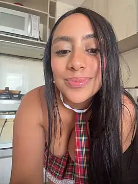 JuliettaGmz Live XXX-Chat