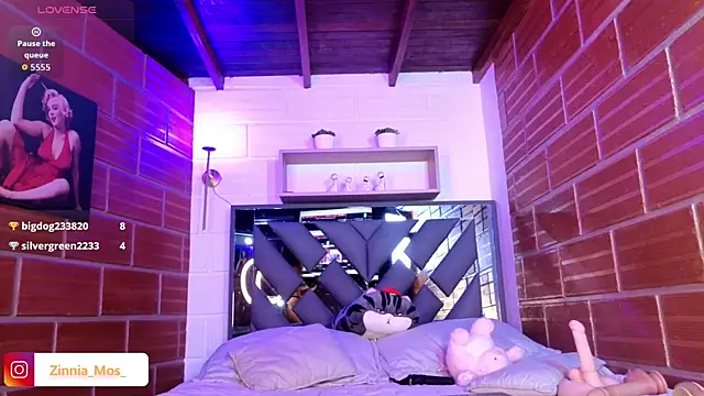 Chatroom XXX en direct de zinnia_mosley