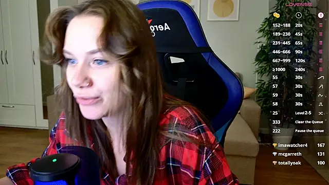 alexa_feels_ Adlı Modelin Canlı XXX Sohbeti