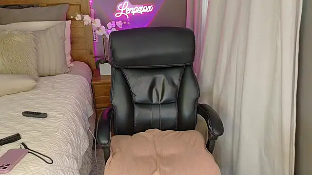 Lenaxox's Live XXX Chat