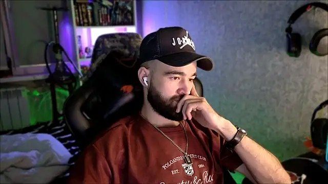 Онлайн чат XXX _Serious_Man