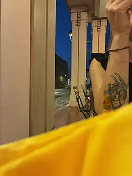 F0X89 Webcam show