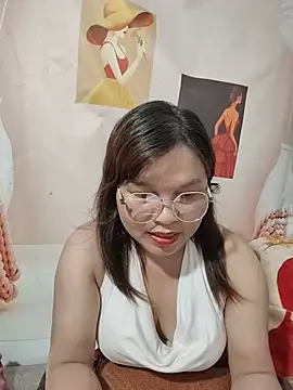 Chatroom XXX en direct de Cover-baa