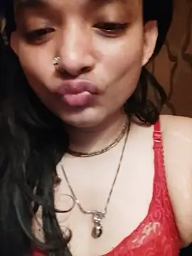 SweetTsAngel Pertunjukan Webcam