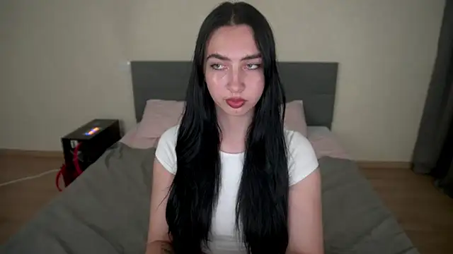 Chat XXX Live WildKittenX_