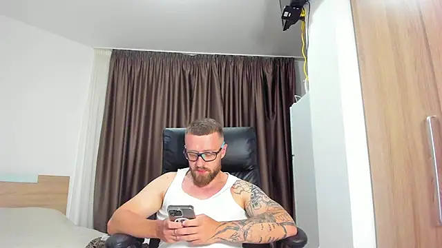 Онлайн чат XXX Findom_guy