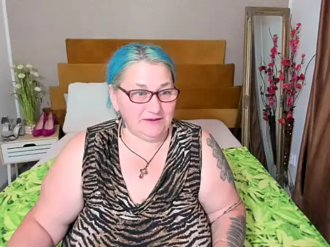 Sugarmommy_69X Chat XXX live