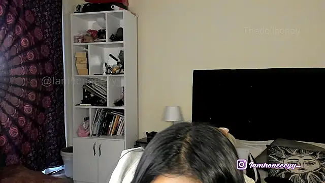 Thedollhoney's Live XXX Chat