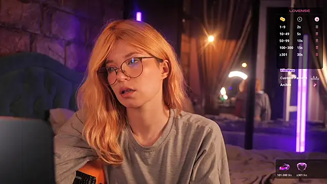 צ'אט XXX בשידור חי של illegaldream