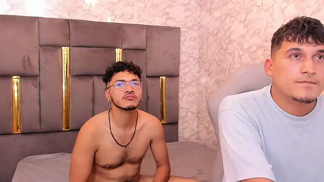MAISON_ONYX Live XXX Chat