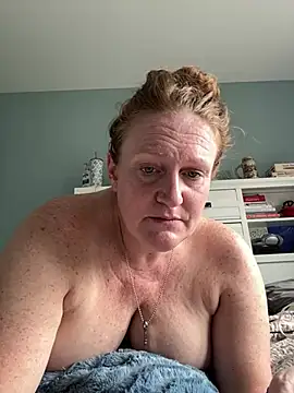 Czat XXX na żywo – Kellilyn10