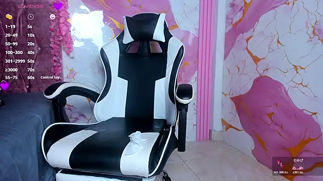 Chat XXX ao vivo de JessyyEvans
