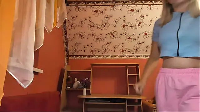 LavelleHolbrook Chat XXX live