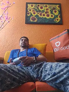 MexaCamGuy লাইভ XXX চ্যাট