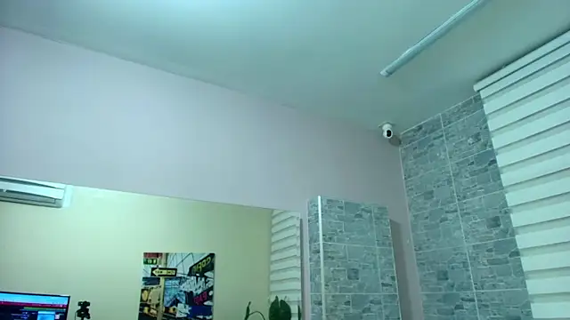 EvaaFoxxy1 即時 XXX 聊天