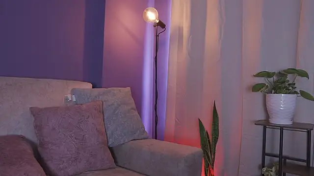 צ'אט XXX בשידור חי של roselinedior