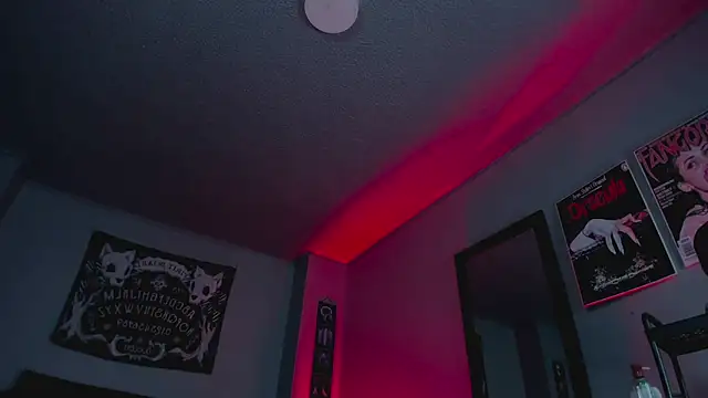 Draculairis' Webcam Show