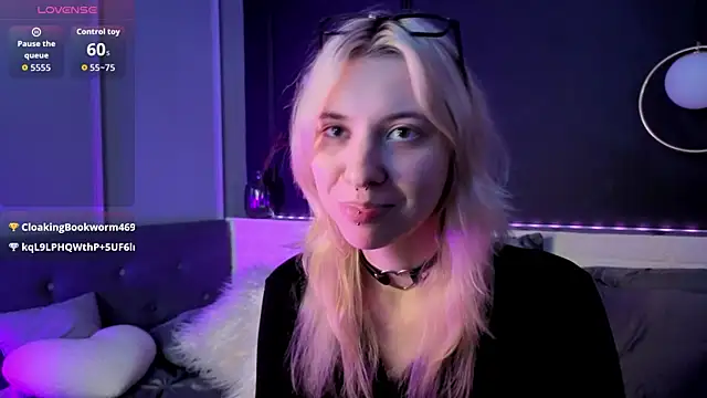 XXX chat uživo modela Camilla_Evers