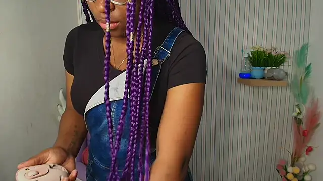 candy_wiilliiams' Live XXX Chat