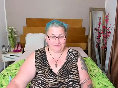 Sugarmommy_69X 现场XXX聊天