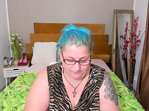 Sugarmommy_69X Adlı Modelin Canlı XXX Sohbeti