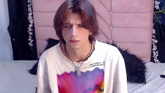 Chat +18 de oli_dusk ao vivo