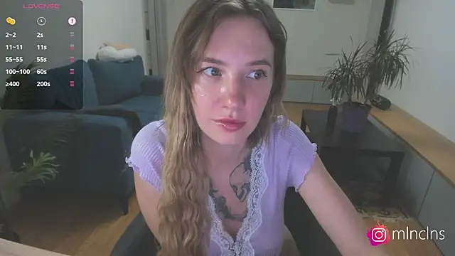 mel_collins Adlı Modelin Canlı XXX Sohbeti