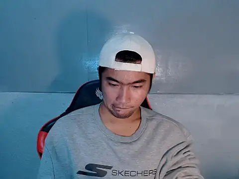 Siege_cum69 现场XXX聊天