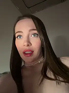 -SweetDi- Live XXX-Chat