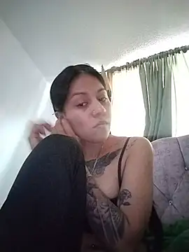 Chatroom XXX en direct de Tiphanydirty3