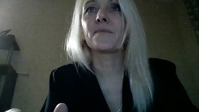 Онлайн чат XXX Calissako